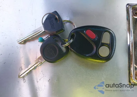 2002 Chevrolet Silverado 1500 Ls z USA, uszkodzony, nr VIN 1GCEK19T22Z227546